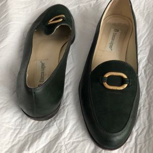 Green flats. 7.5 Narrow